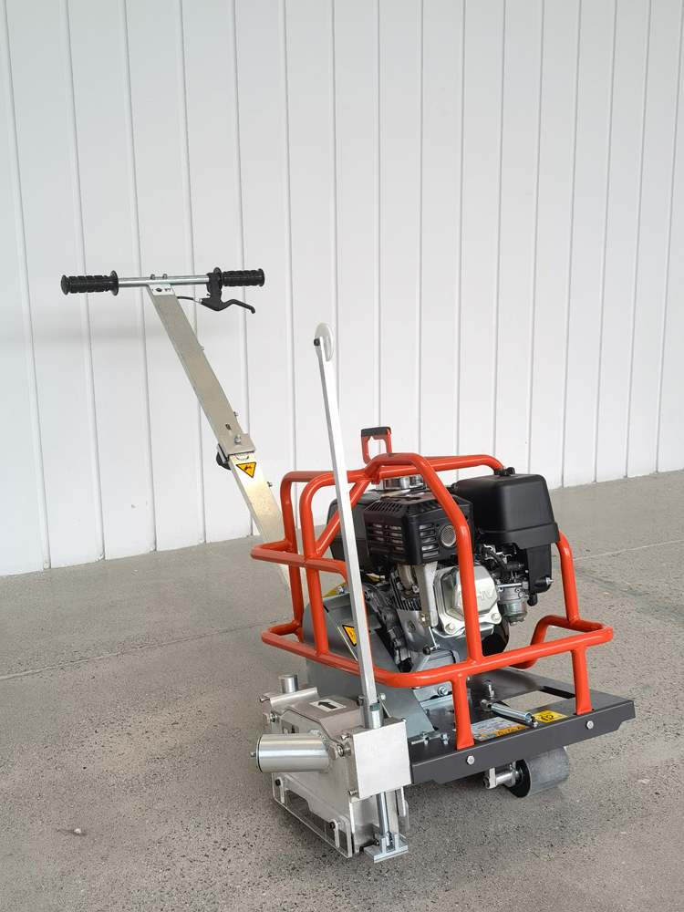 Cutter Torri injan gasoline 5.5HP (1)