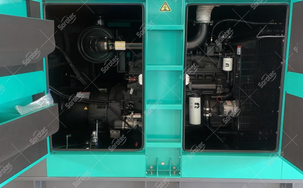 Podrobnosti o Cummins Diesel Generator 2